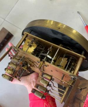 Đồng hồ cổ treo tường ở Cần Thơ nguyên zin