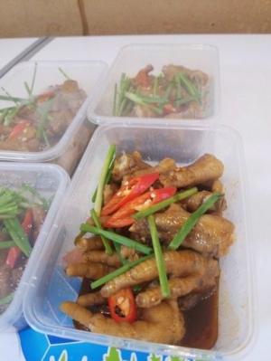 Chân gà phá lấu - hộp 6 chân