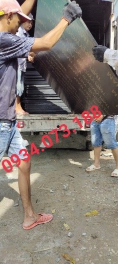 Ván khuôn cốp pha phủ phim 18 ly