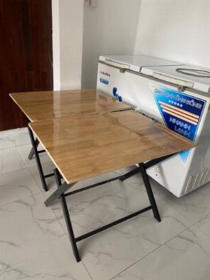 Bàn ghế xếp sắt gỗ quán ăn giá tốt.