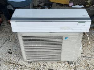 Máy lạnh cũ Daikin 1hp inverter có plasma khử mùi, tạo ion âm mẫu nắp trượt mỏng đẹp