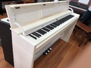 Piano điện Roland DP-90SE màu trắng bóng