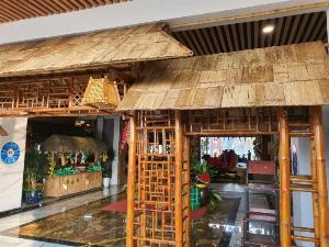Tấm ốp tre nội thất - tre đập dập