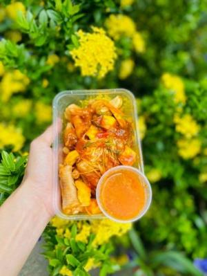 Chân gà rút xương sốt Thái Hủ 1kg1 ( 11 . 12 chân size To )