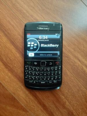 Blackberry bold 9780 vẫn hoạt động tốt
