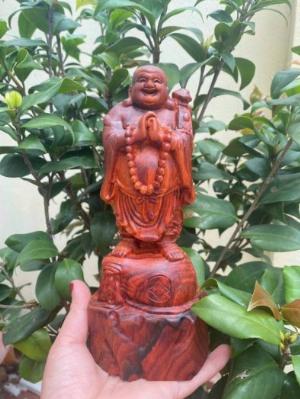 Bốn mẫu tượng gỗ 20cm để bàn - quà tặng hợp ý