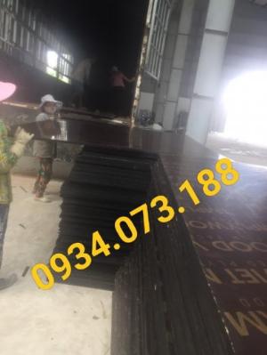 Ván khuôn cốp pha phủ phim 18 ly