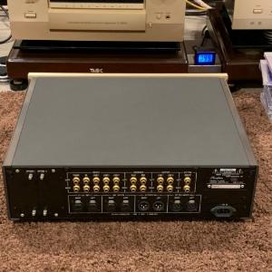 Accuphase C-2120