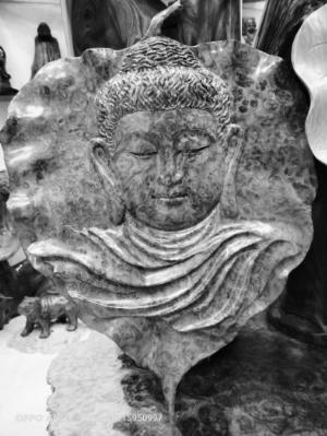 Diện Phật bồ đề nu hương
