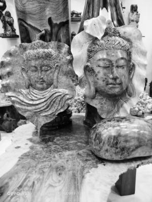 Diện Phật bồ đề nu hương