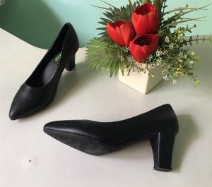 Thanh lý giày dép da tồn kho