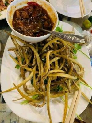 Cá sùn sịn (hay còn gọi là cá sụn biển) khay 500 gram