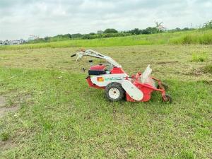 Máy cắt cỏ trục băm 10HP Mitsubishi Nhật Bản chuyên dọn cỏ hoang diện rộng cho trang trại