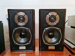 Loa bookshelf ONKYO Liverpool D200II