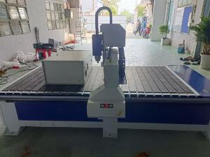 Cung cấp máy CNC 1325 giá rẻ tại TP. HCM