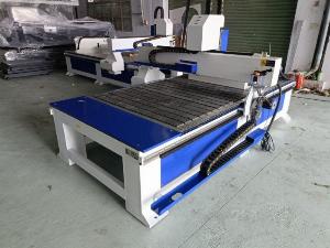 Cung cấp máy CNC 1325 giá rẻ tại TP. HCM