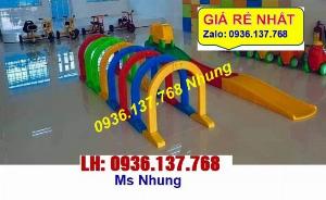 Cổng chui trong lớp mầm non