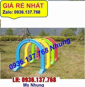 Cổng chui trong lớp mầm non