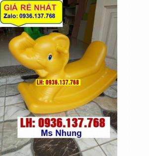 Đồ chơi bập bênh trong nhà