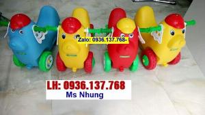Cung cấp xe chòi chân mầm non