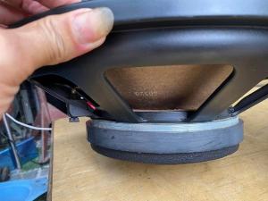 Cặp loa Bass 40 JBL Mỹ 2235H