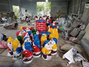 Tượng nàng Bạch Tuyết và Bảy Chú lùn