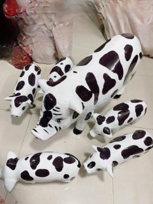 Tượng Đàn Lợn Vườn cổ tích mầm non