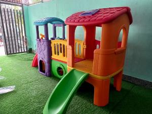 Nhà khối, nhà cầu trượt khối cho bé