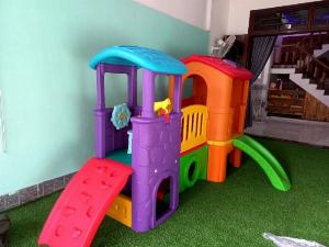 Nhà khối, nhà cầu trượt khối cho bé