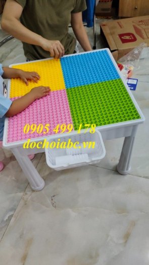 Bàn chơi Lego cho bé 4 tấm, 8 tấm