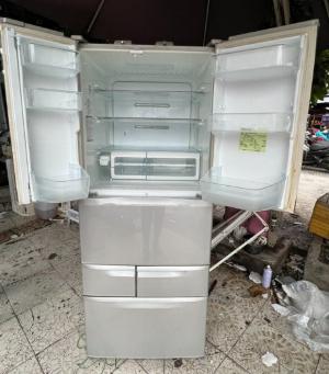 Tủ lạnh 6 cánh TOSHIBA GR-D47F date 2011 còn rất đẹp