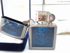Zippo Mỹ Chính Hãng, Nguyên Hộp. Giấy tờ sổ sách kèm theo, mã vạch nhập khẩu từ hãng Zippo đầy đủ