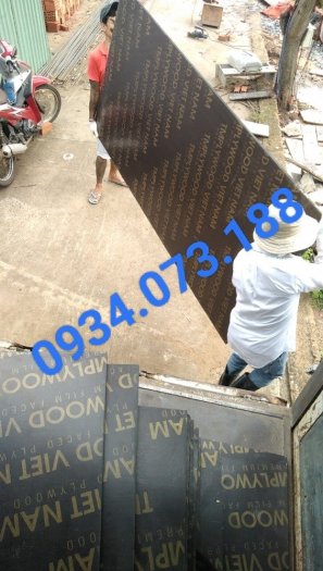 Giá bán cốp pha phủ phim dày 18 li và 15 li (18mm và 15mm)