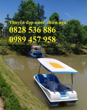 Thuyền thiên nga 4 chỗ, Thiên nga 3 chỗ