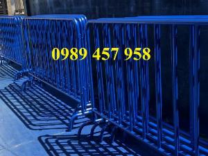 Rào chắn cây xăng 1mx2m, Hàng rào di động có bánh xe và sơn phản quang