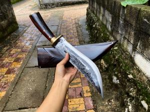 Mèo hếch vỏ gỗ mun lưỡi 26cm cán ốp đồng