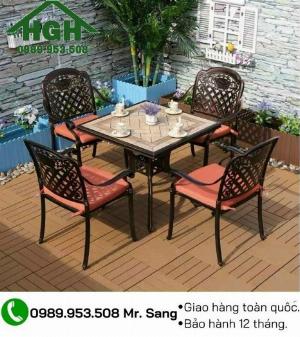 Bàn ghế nhôm đúc sân vườn sang trọng Tp.HCM Hồng Gia Hân N0909