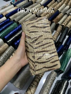 Clutch Cầm Tay Dập Vân Cá Sấu - Giá sỉ tận xưởng