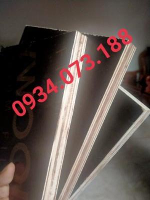 Ván cốp pha phủ phim tại cao lãnh, hồng ngự