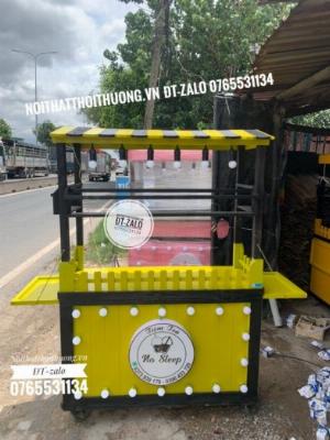 Xe đẩy bán trà sữa