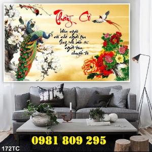 Tranh gạch phòng khách chim công