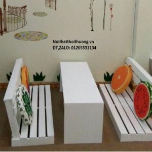 Bàn Ghế Bệt Bằng Gỗ Sơn Nhiều Màu