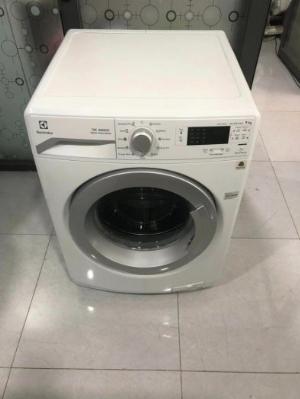 Máy giặt Electrolux 9kg inverter lồng ngang