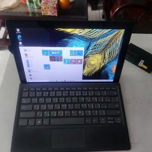 Máy tính laptop cảm ứng Lenovo Ideapad Miix 520 đầy đủ phụ kiện.
