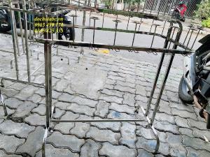 Kệ treo khăn ni cho bé bằng Inox 304