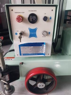 Xe nâng người GTWY9-1009 OPK-Nhật bản