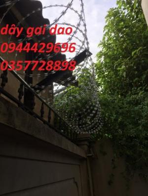 Dây thép gai hinh dao Đường kính 45cm sẵn kho giao ngay