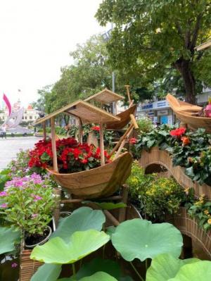 Thuyền chụp hình, Thuyền gỗ trang trí, Thuyền gỗ chèo tay