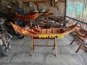 Mẫu thuyền gỗ trang trí hoa, bán thuyền gỗ trưng bày