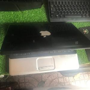 Laptop Compaq windows 8 Ram 3GB 2.10GHz